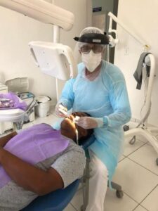 Consultório odontológico: estrutura renovada para melhor atender a população