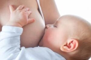 Aleitamento materno: alimento completo e vínculo afetivo reforçado
