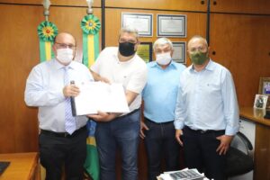 Projeto de pavimentação do trecho até o Ventarra é entregue ao Estado