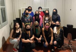 Erebanguenses iniciam curso de Técnicas de cortes de cabelo