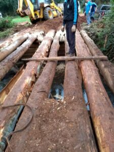 Ponte da comunidade de Arroio Ambú é reconstruída